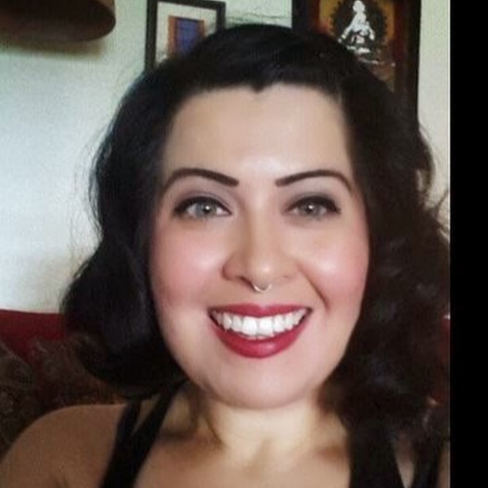 Meet your Posher, Lady